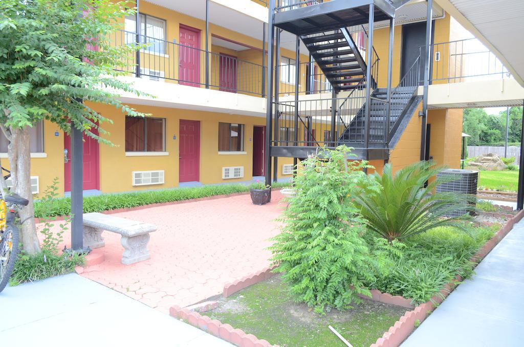 Bear Creek Inn Addicks Εξωτερικό φωτογραφία
