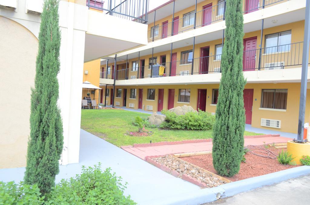 Bear Creek Inn Addicks Εξωτερικό φωτογραφία